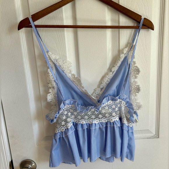 SHEIN Blue and White Lace Trim Tank Top - Picture 2 of 3